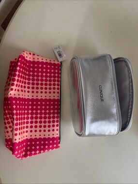 Clinique Metallic Silver & CPink Dot Makeup cosmetic Cade & Bag